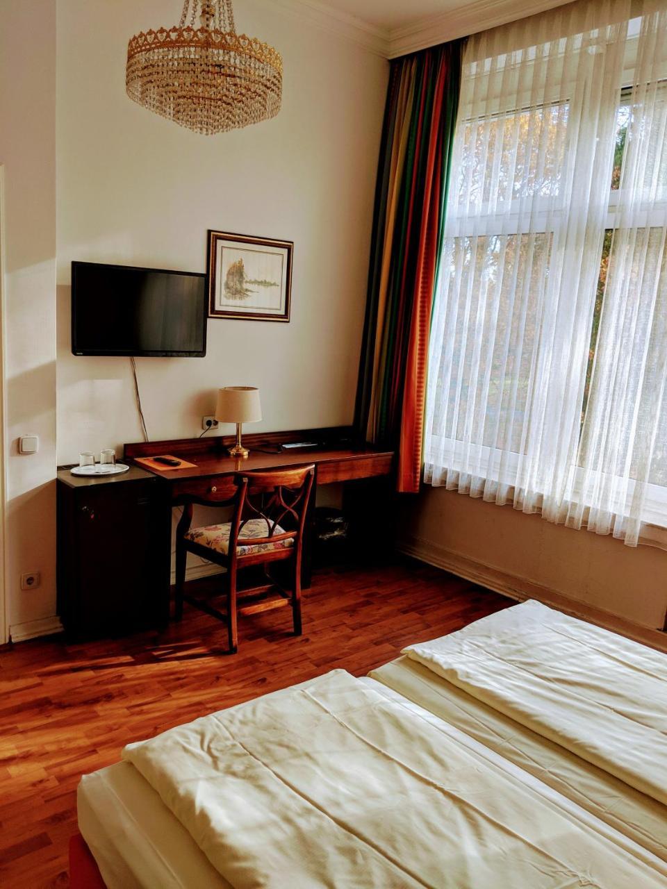 Hotel Eden Am Kurpark Bonn Ngoại thất bức ảnh